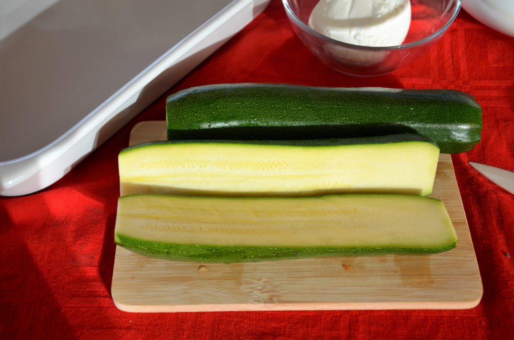 foto Zucchine ripiene pomodoro e mozzarella