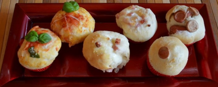 Muffin salati di pizza